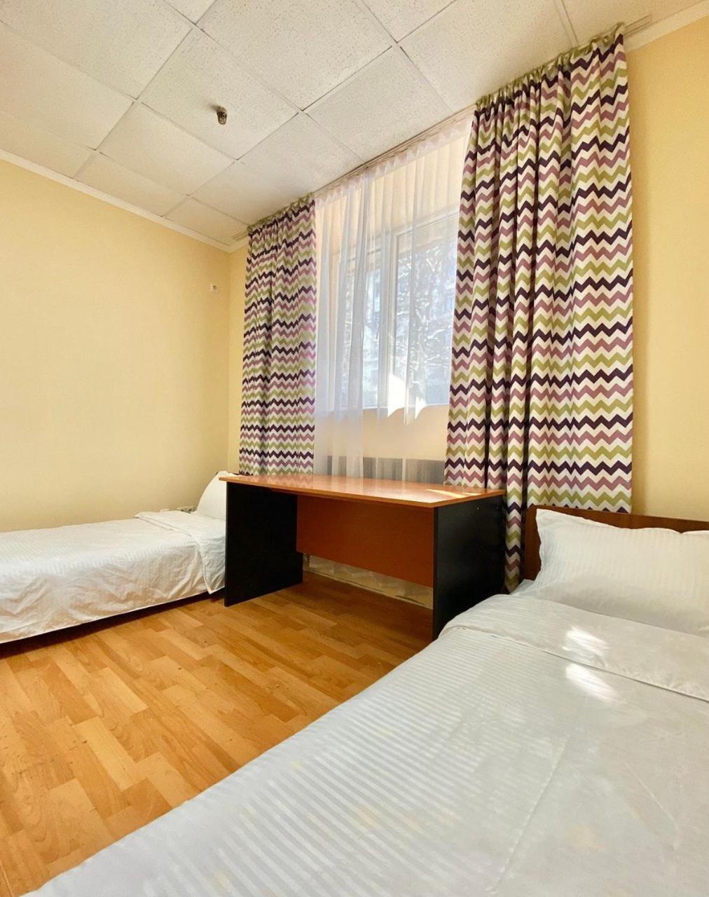 Alma-Ata Hostel Esterno foto