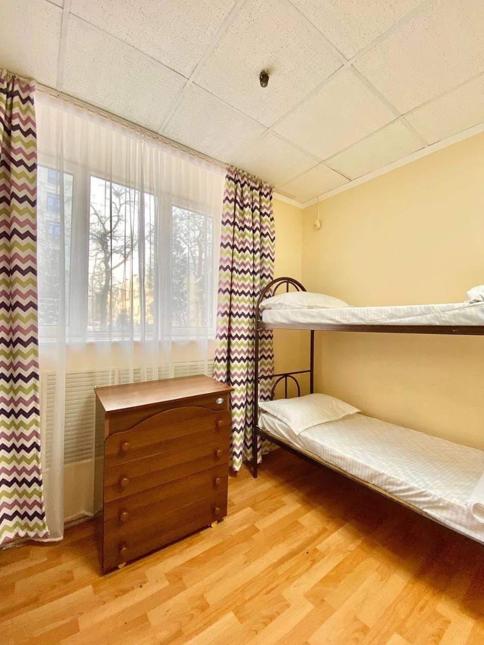 Alma-Ata Hostel Esterno foto