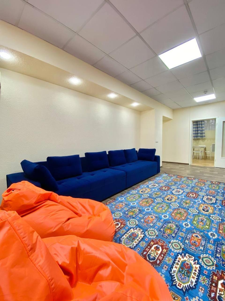 Alma-Ata Hostel Esterno foto