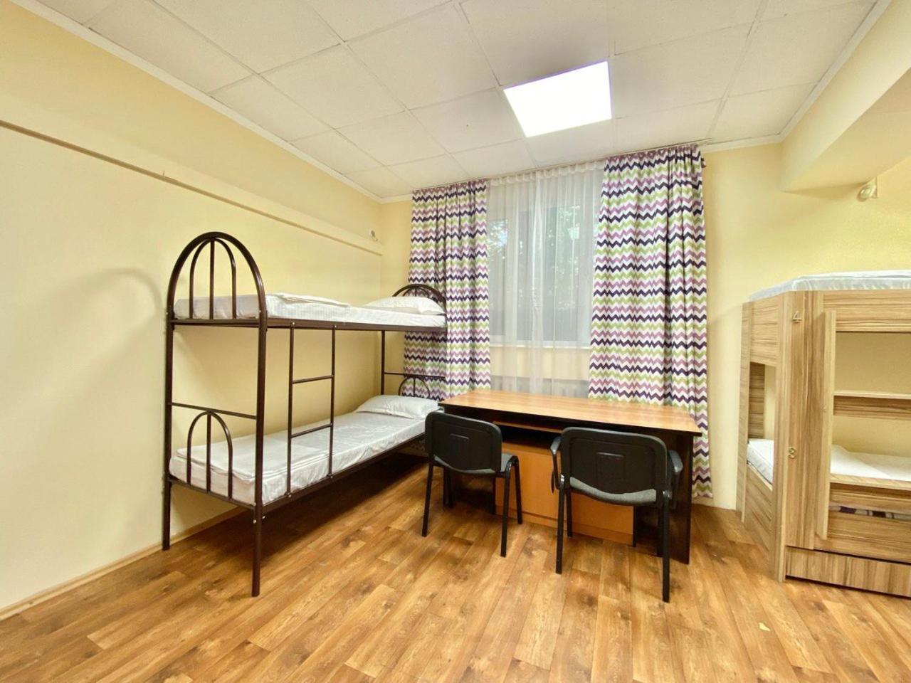 Alma-Ata Hostel Esterno foto